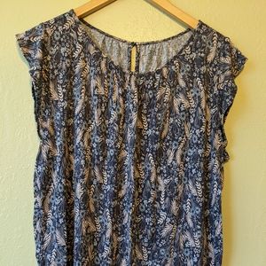Short sleeve blouse